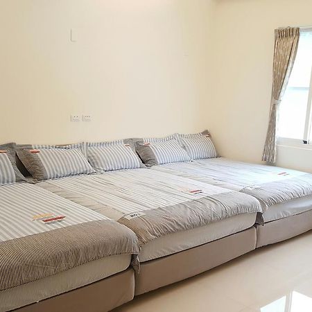 Green Island Dolphin House Bed & Breakfast Room photo